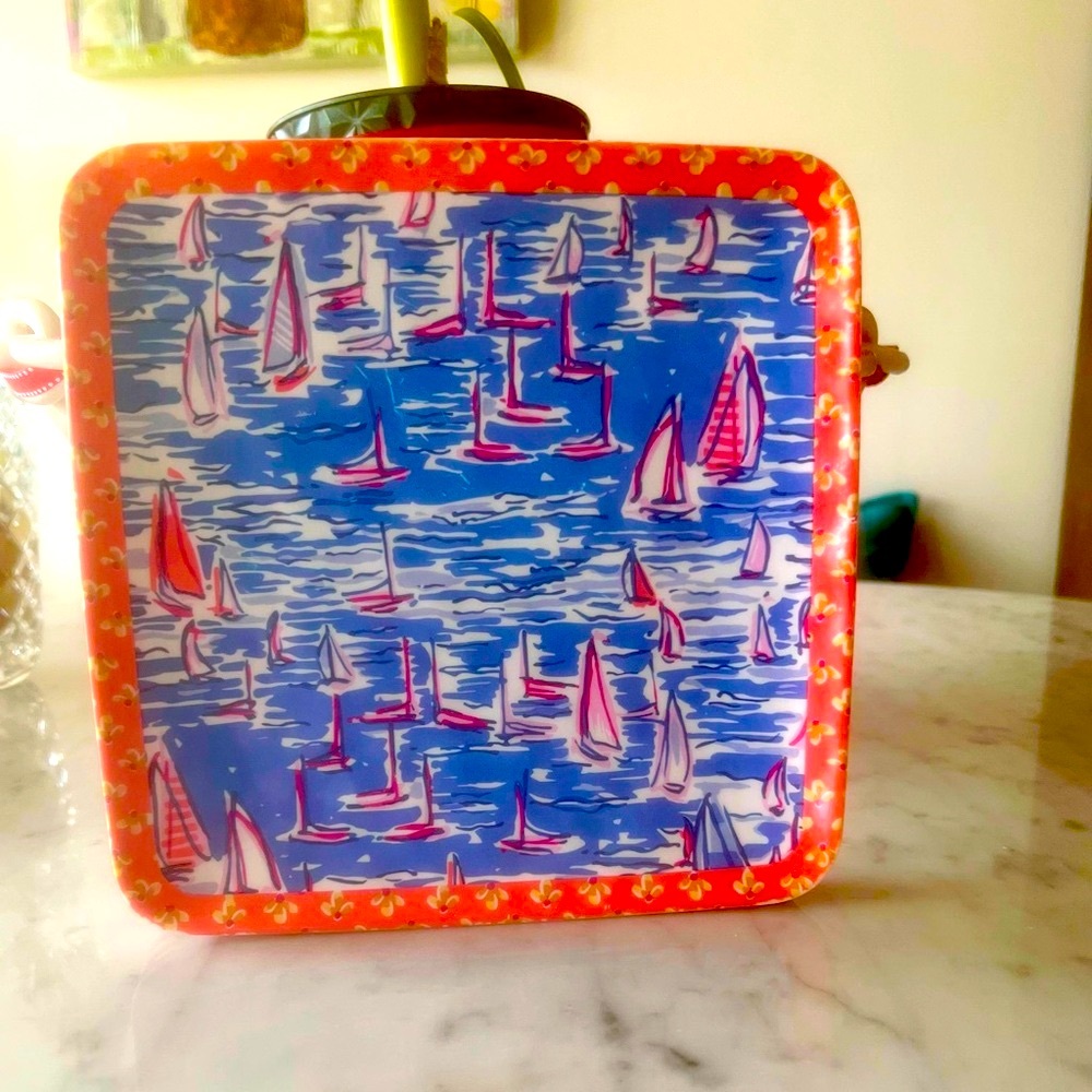 Lily Pulitzer - 4 MELAMINE Plates. So festive. Set of four PBA Free!